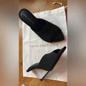 Lucite Neoprene GOOD AMERICAN pointed sandal wedge 7.5 shoe clear transparent